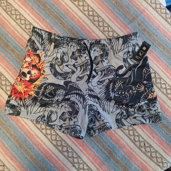 Ed Hardy Shorts. NEW XL Skull Panther Men's Mesh Athletic Shorts - Picture 12 of 12